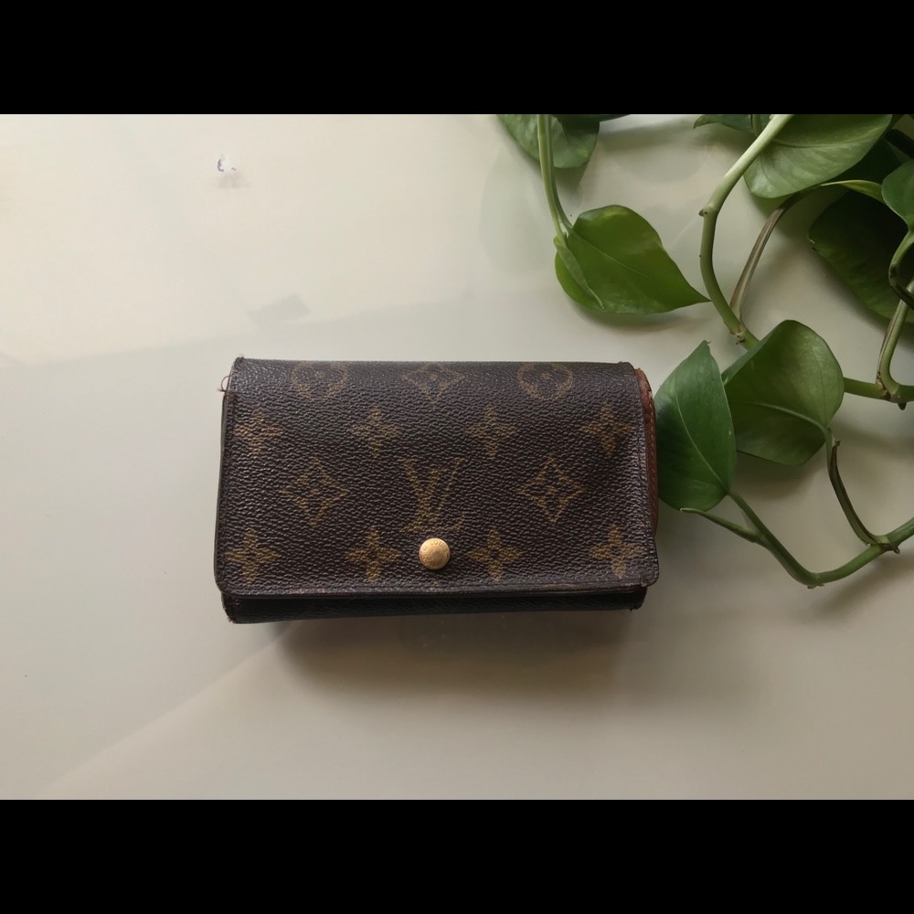 Louis Vuitton Wallet/Organizer